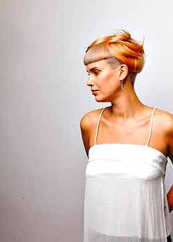 Capelli Ricrescita by HARRIET BLACKBURN