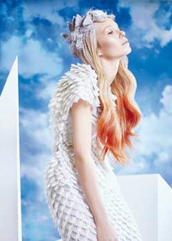 Capelli Ricrescita by LUIGI MARTINI AND INTERNATIONAL CREATIVE TEAM